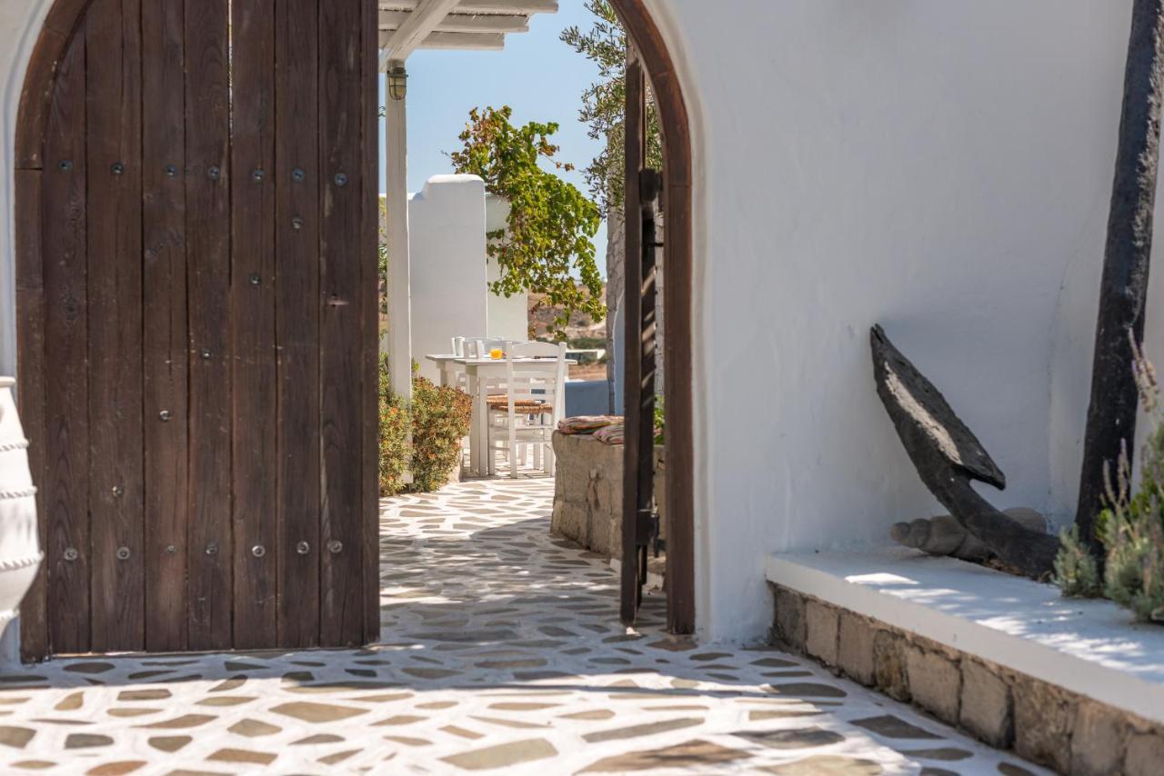 Thalassitra Village Hotel Adamantas  Bagian luar foto